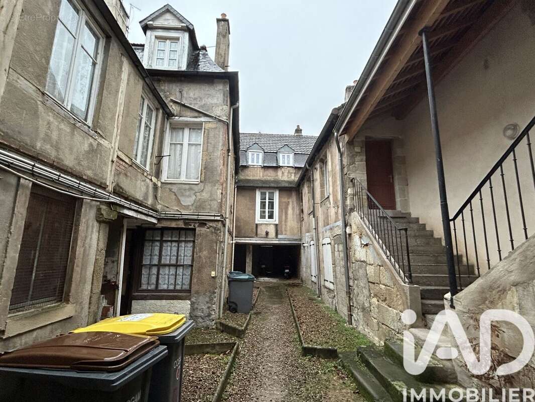 Photo 2 - Appartement à AUTUN
