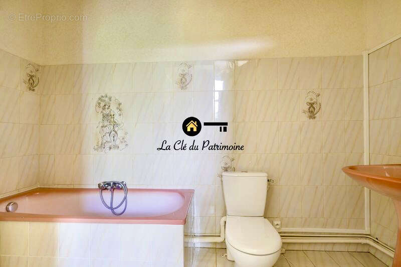Maison à AMBARES-ET-LAGRAVE