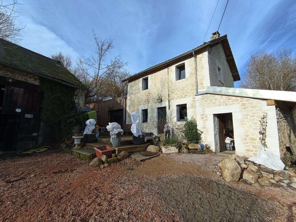 Maison à ARRONNES