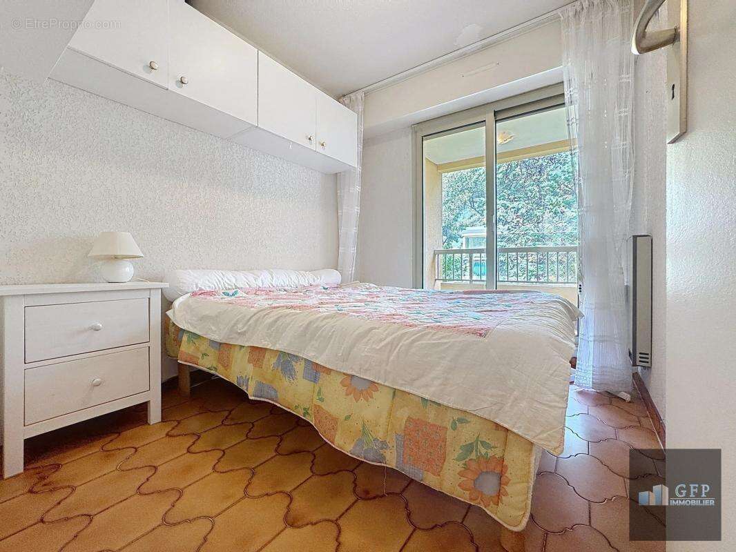 Appartement à BORMES-LES-MIMOSAS