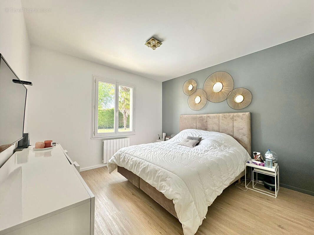 Maison à MAGNY-LE-HONGRE