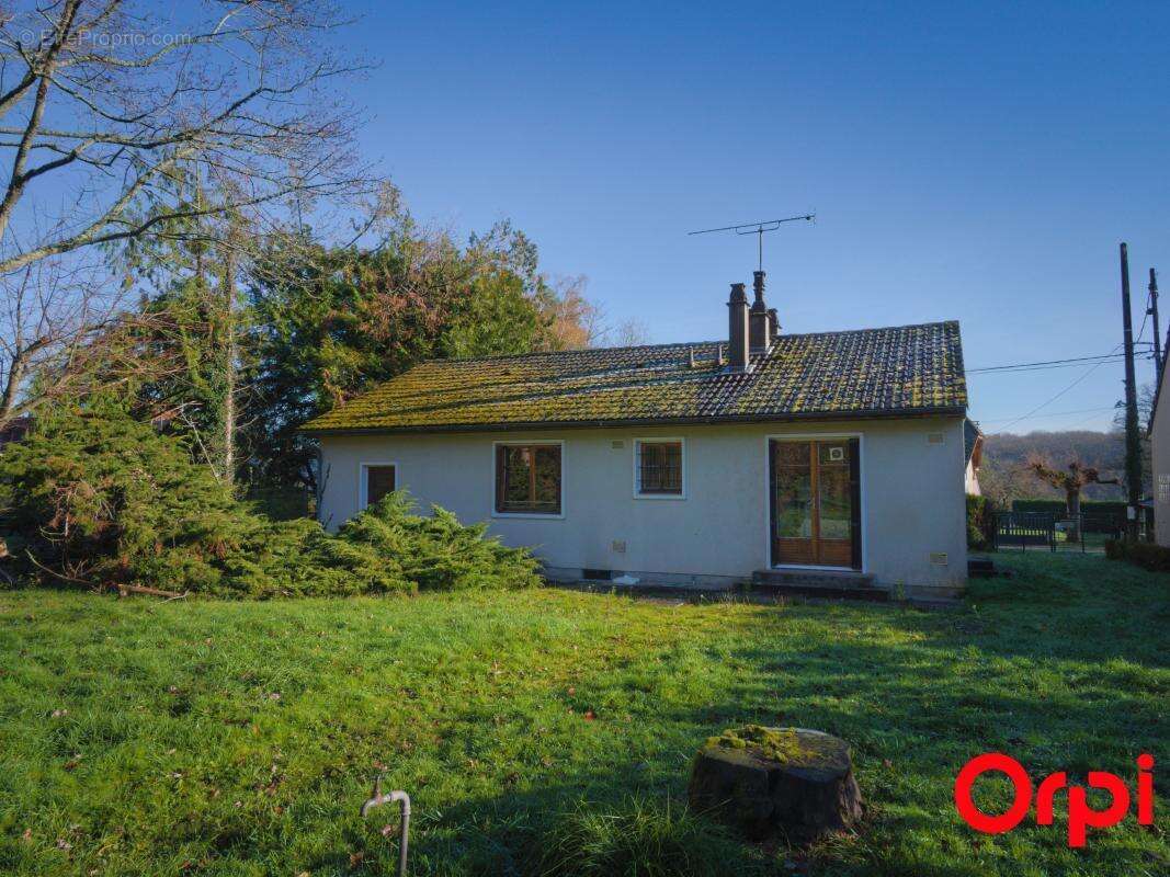 Maison à ISLE-ET-BARDAIS