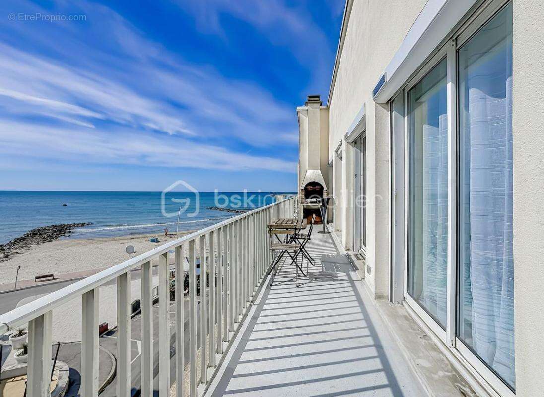 *** Magnifique appartement T3 de 67m2 avec terrasse de 15m2 VUE MER à Palavas *** - photo 3