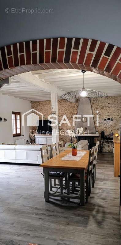 Photo 8 - Maison à HOUDAN