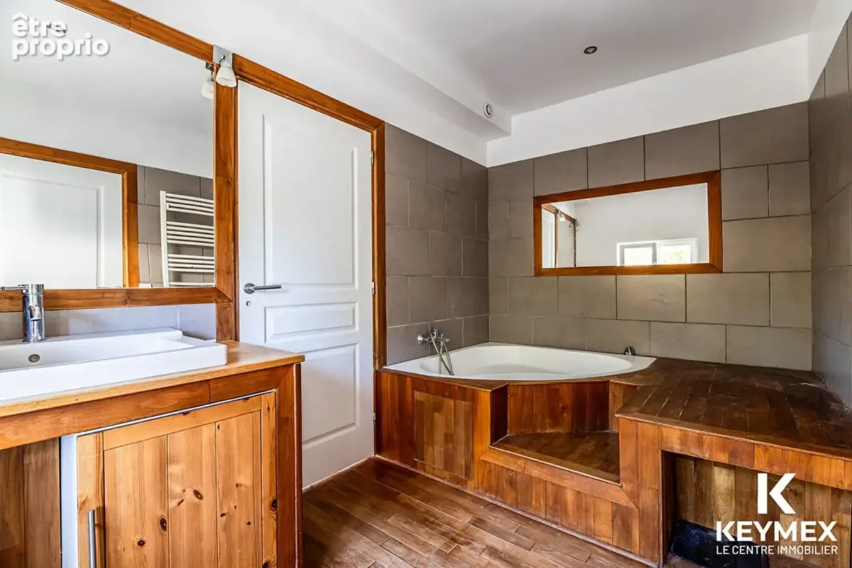 Maison familiale de caractère à vendre à Neuilly-en-Thelle - 6 pièces - 4 chambres - photo 4