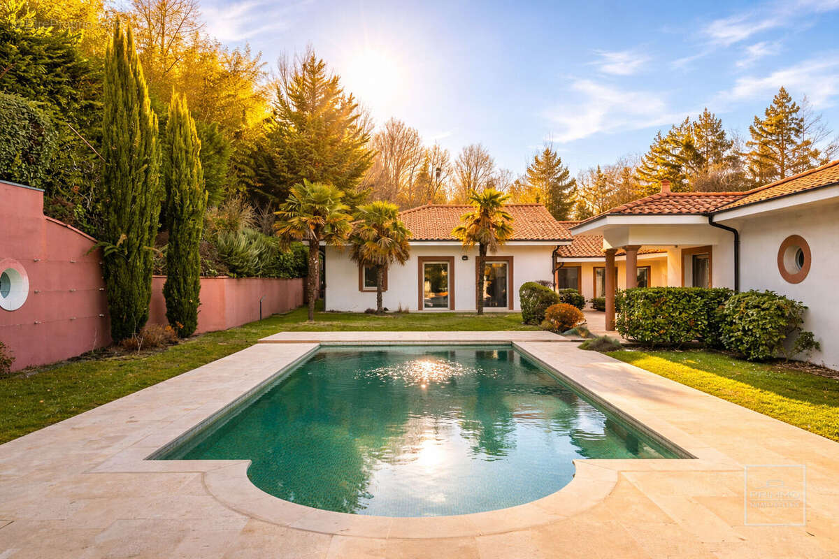 Maison à SAINT-CYR-AU-MONT-D'OR