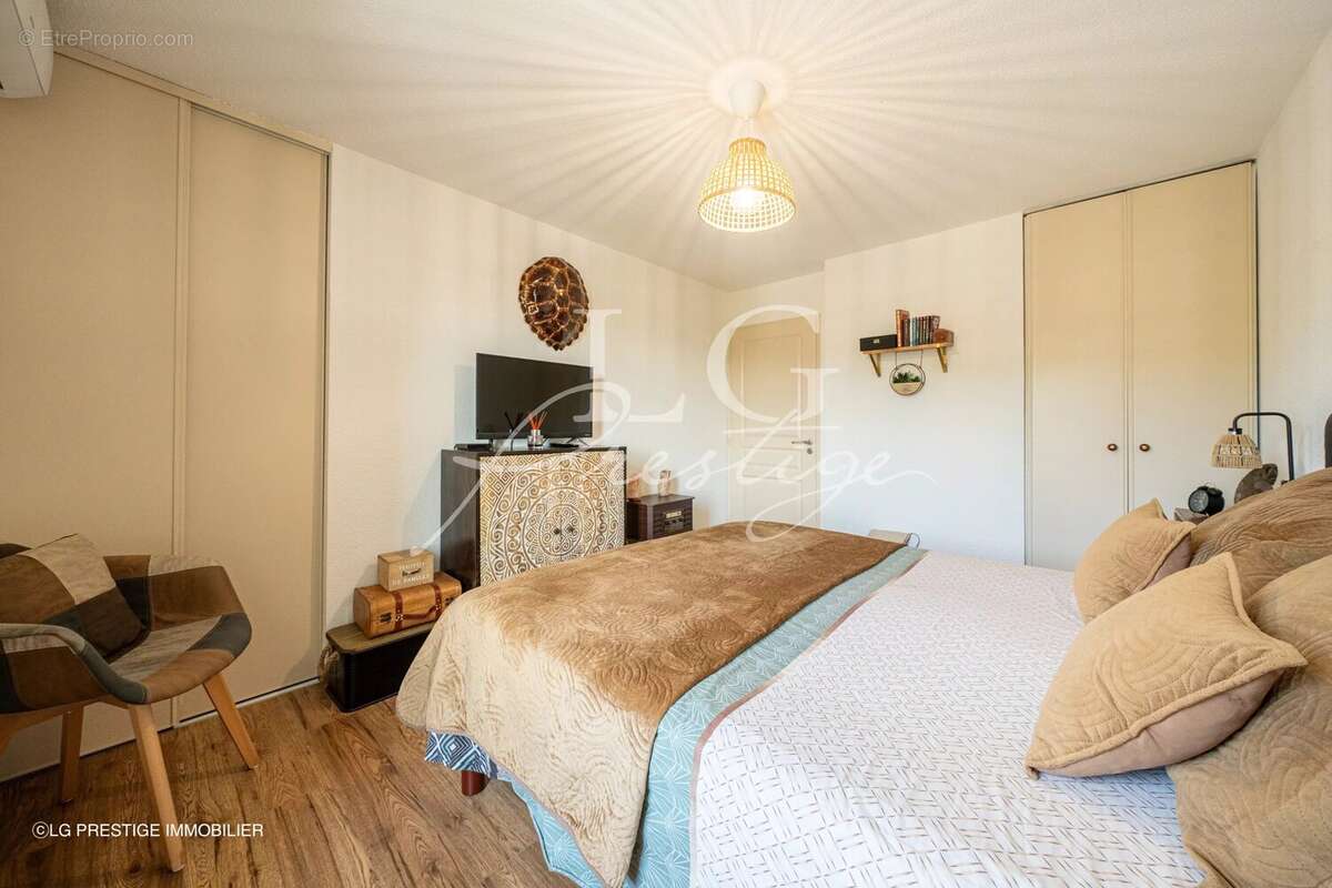 Appartement à MANDELIEU-LA-NAPOULE