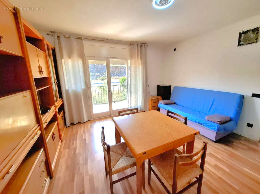 Appartement T2 avec balcon et garage   Colera, Costa Brava (Espagne) - photo 5