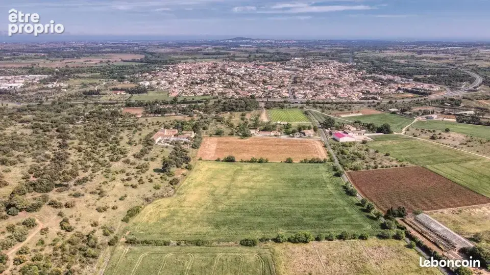 Terrain à BESSAN