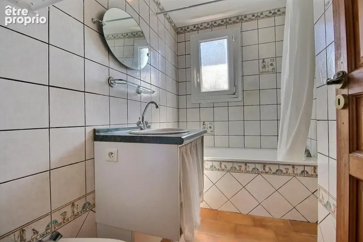 Maison individuelle, 4 chambres sur sous-sol total avec jardin - photo 7