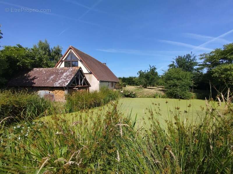 Maison à LA CROIX-DU-PERCHE