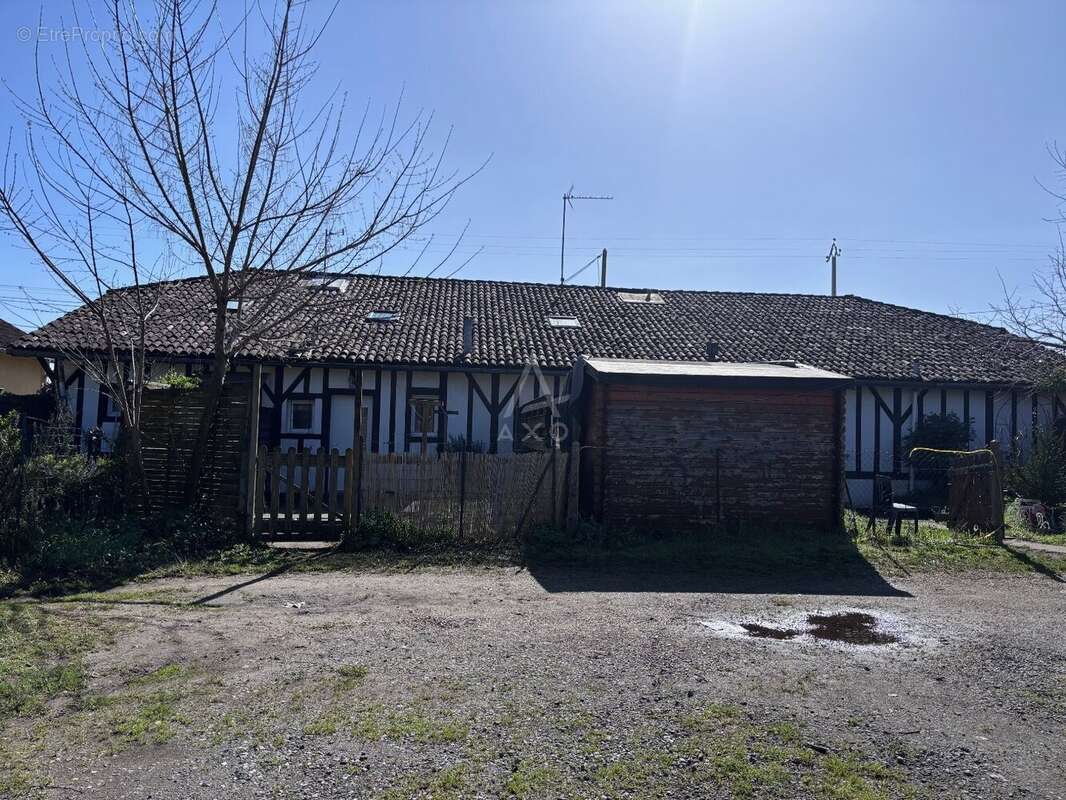 Appartement à SAINT-GEOURS-DE-MAREMNE