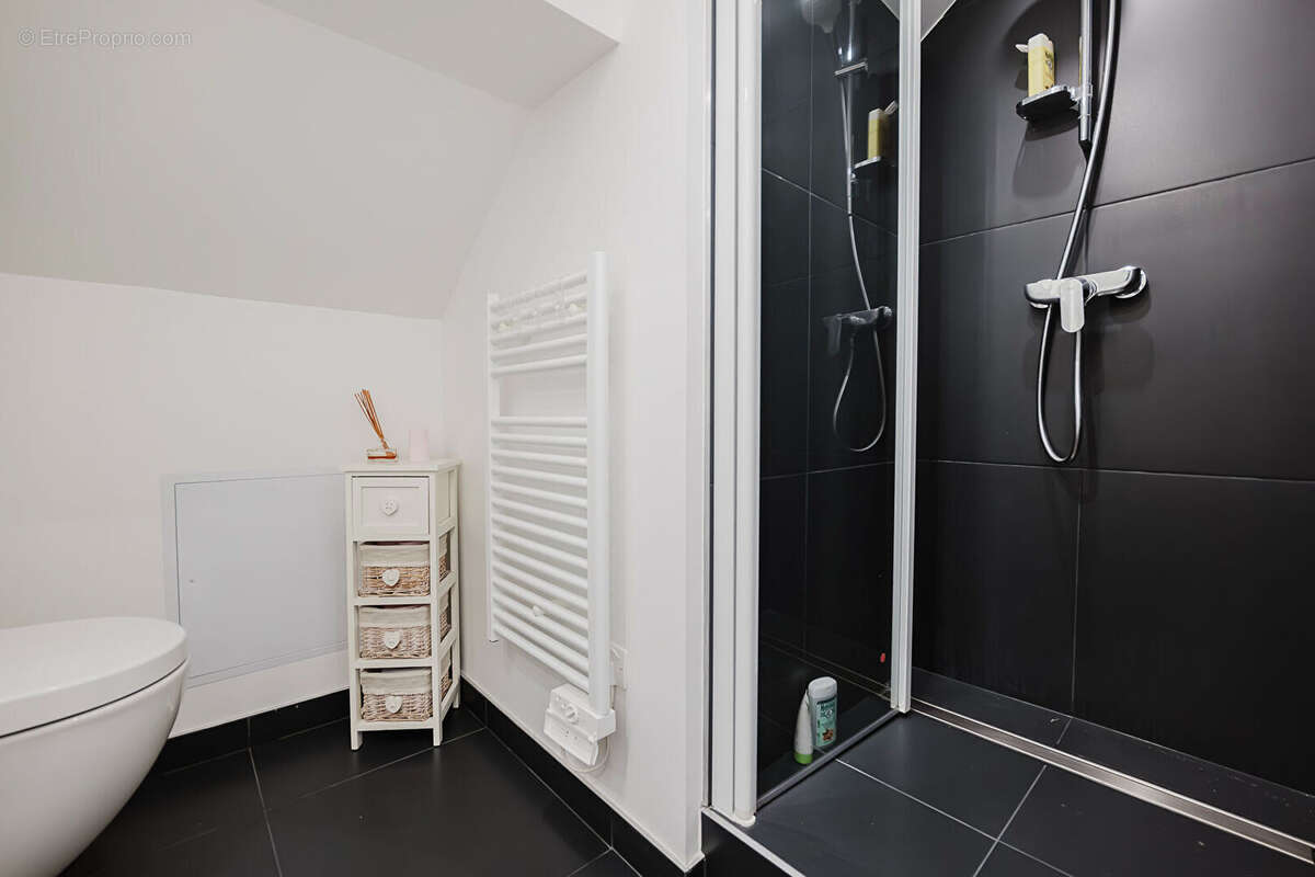 Maison à BRY-SUR-MARNE