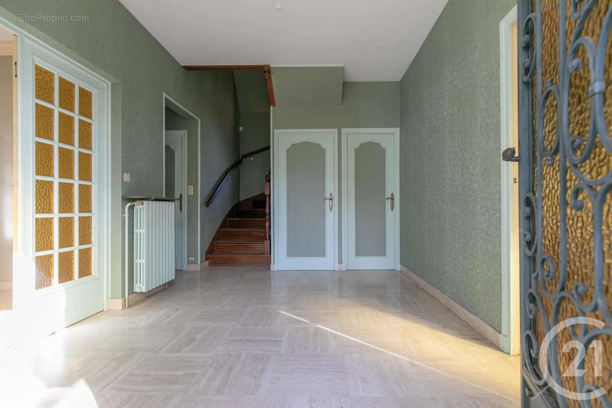 Maison à LIMEIL-BREVANNES