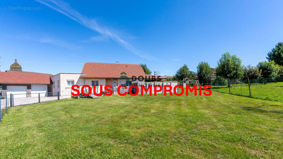 Maison à PLAIMBOIS-DU-MIROIR