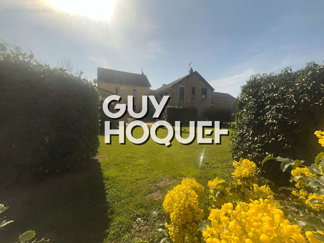 Maison à TOULON-SUR-ARROUX