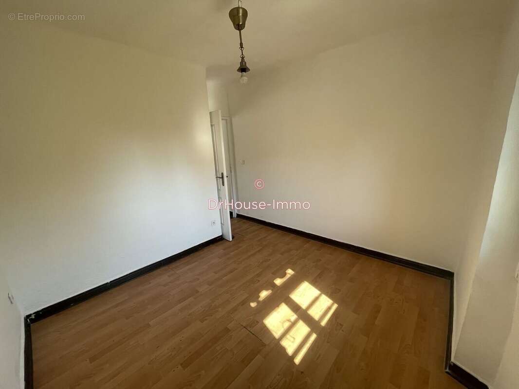 Appartement 26 m² à Toulon  - photo 4