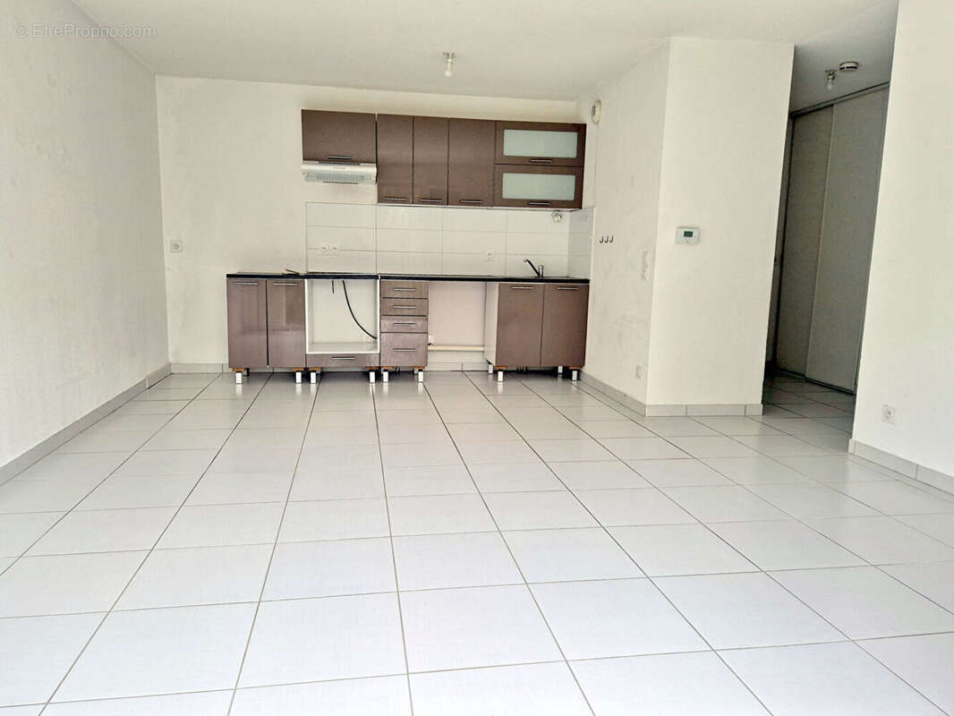 Appartement à ELANCOURT
