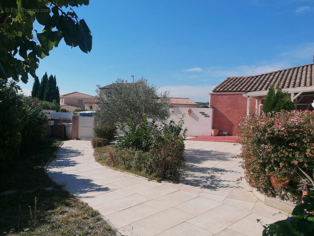 Maison à VILLEVEYRAC