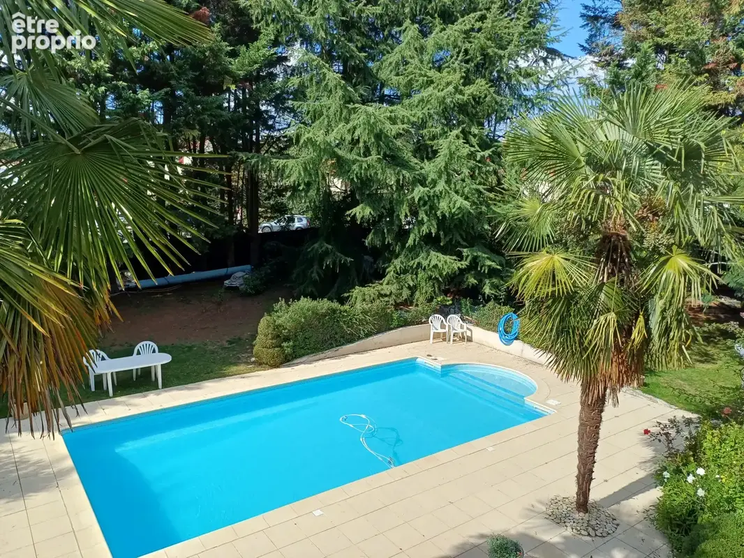 Propriété de charme style provençal dans un cadre verdoyant - photo 5