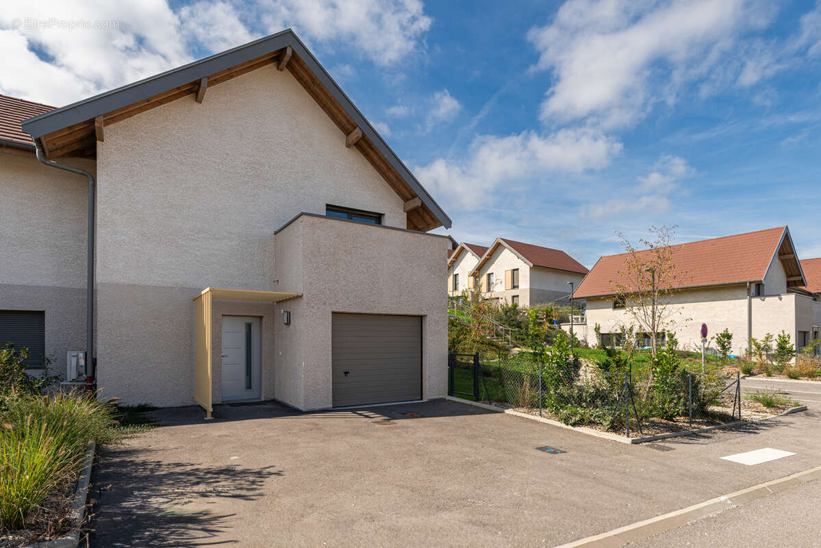 Maison à LA BALME-DE-SILLINGY