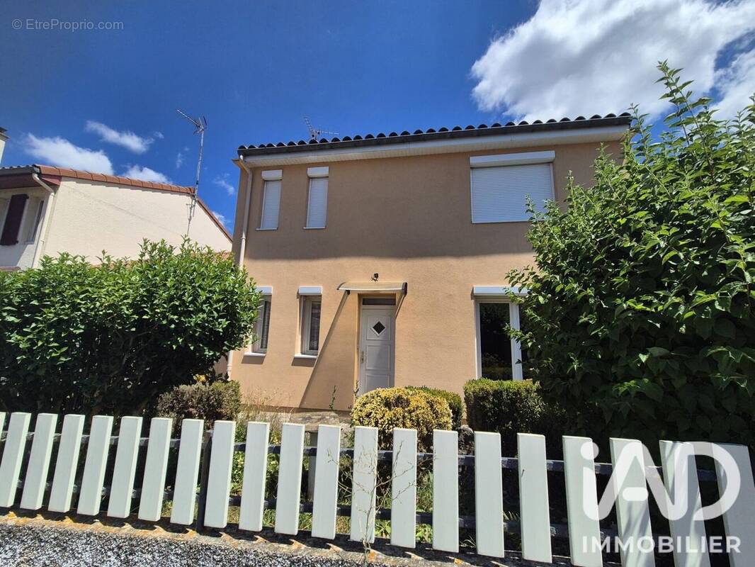 Photo 1 - Maison à CHADRAC
