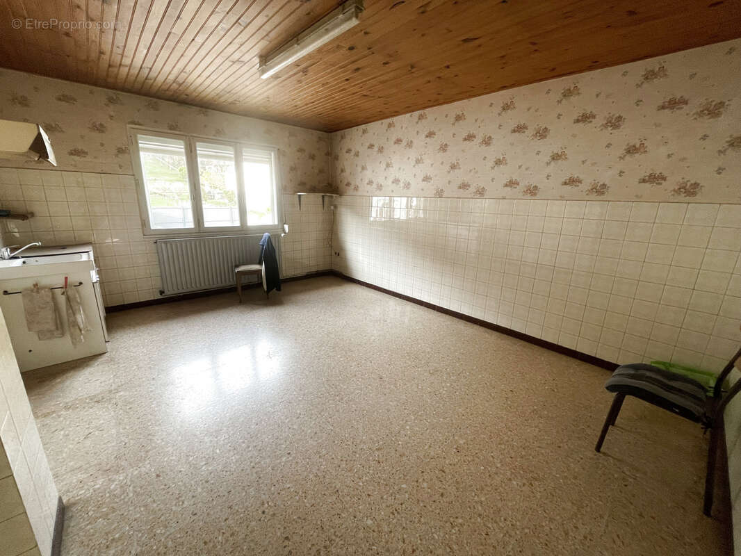 Maison à VELLECHEVREUX-ET-COURBENANS