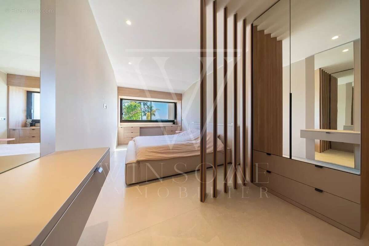 Maison à VILLENEUVE-LOUBET