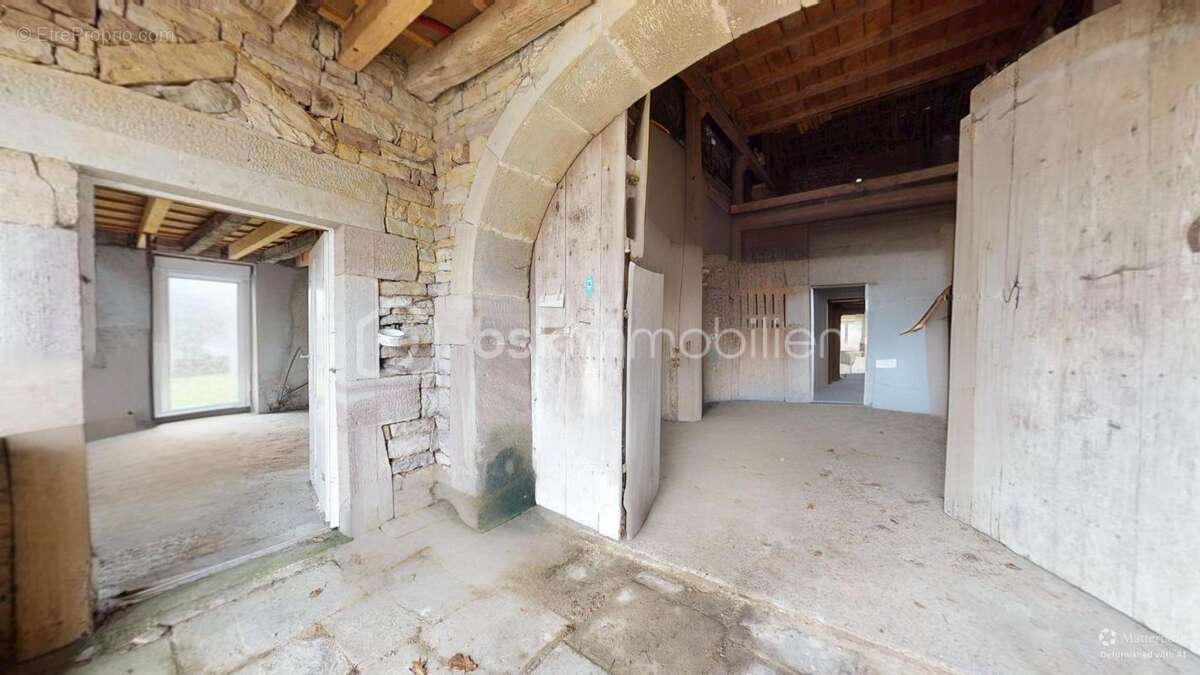 Maison à CUVE