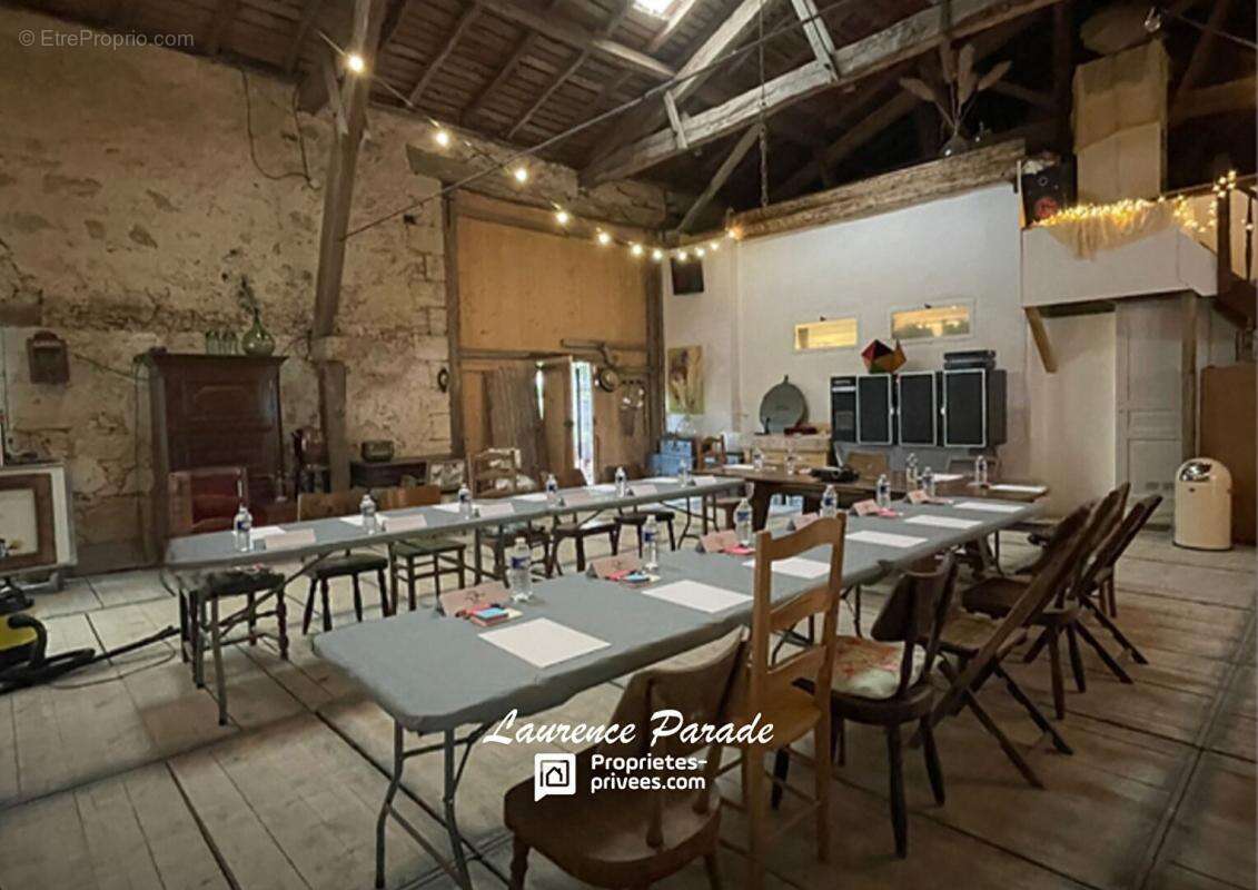 Maison à SAINT-MARTIN-DE-GURSON