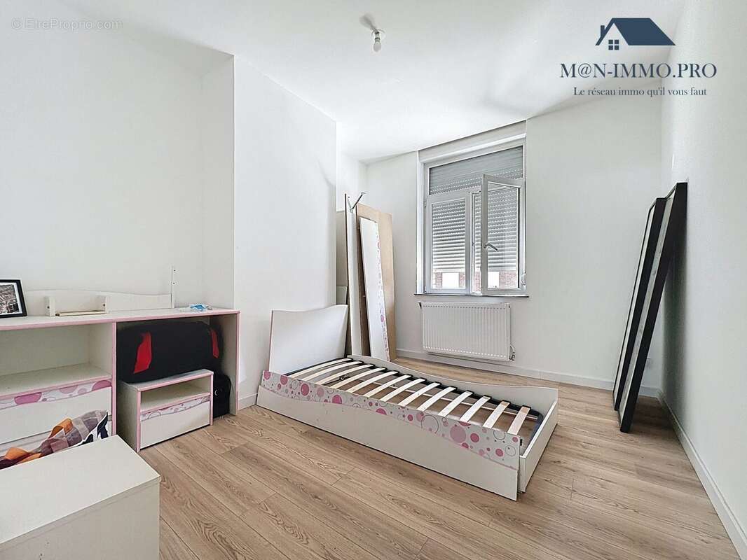Appartement 162 m² à Armentieres  - photo 9