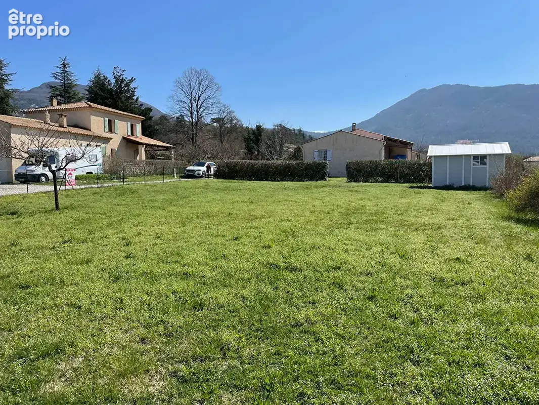 Terrain 601m² à sisteron - photo 2