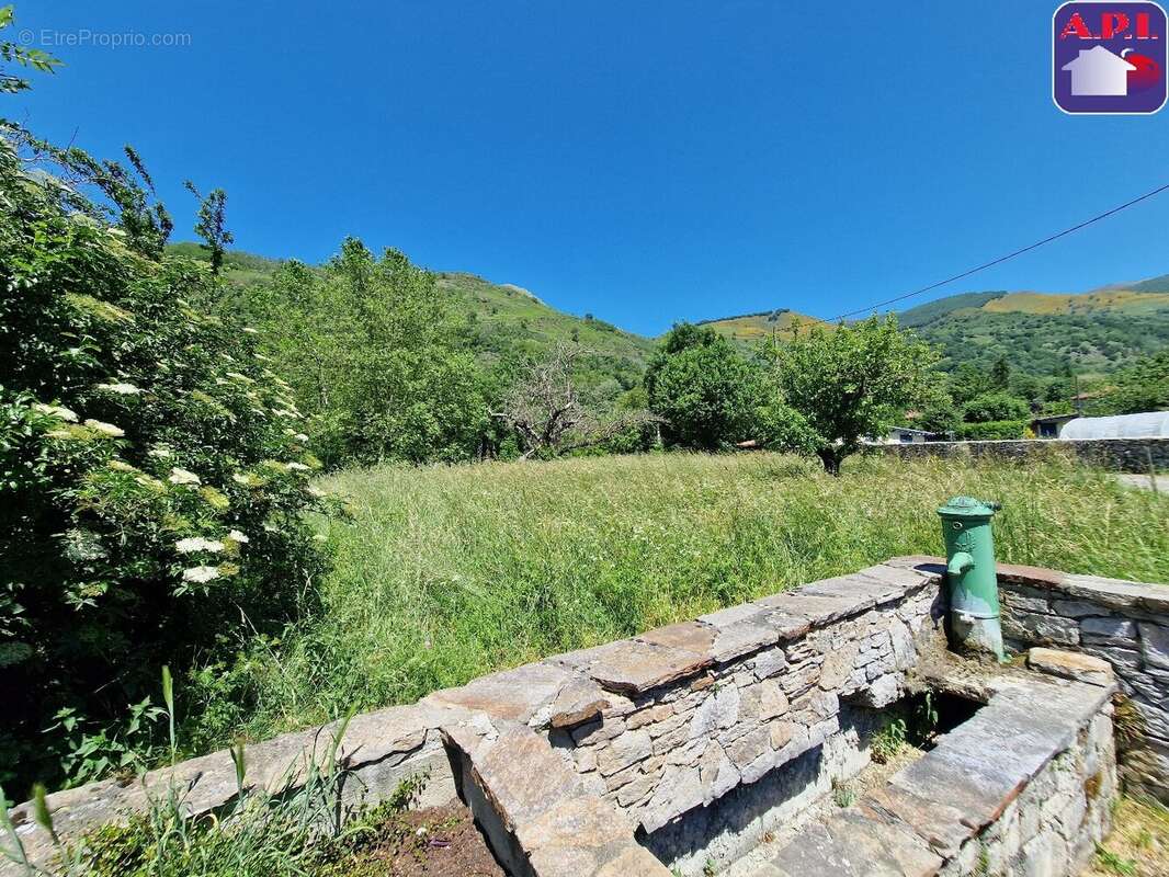 Terrain à ARNAVE