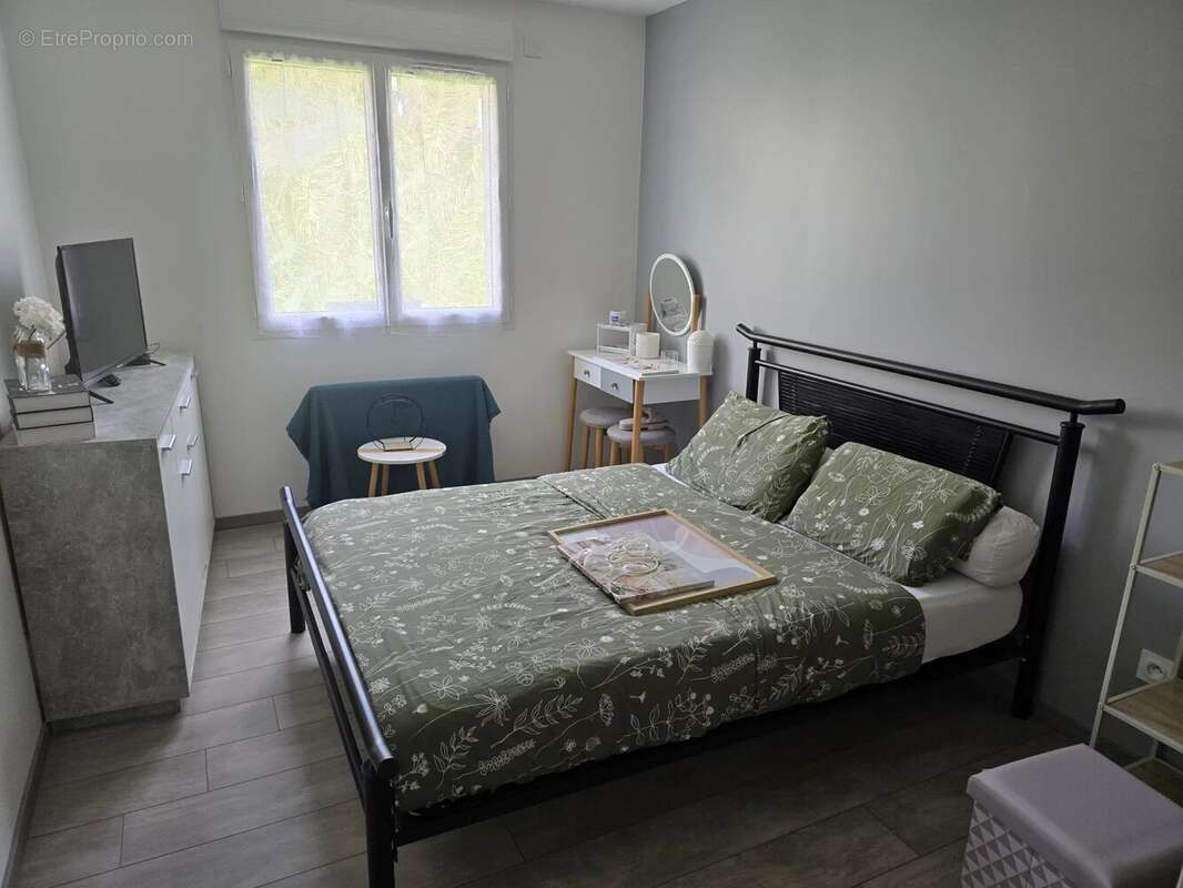 Maison à AUZAT-LA-COMBELLE