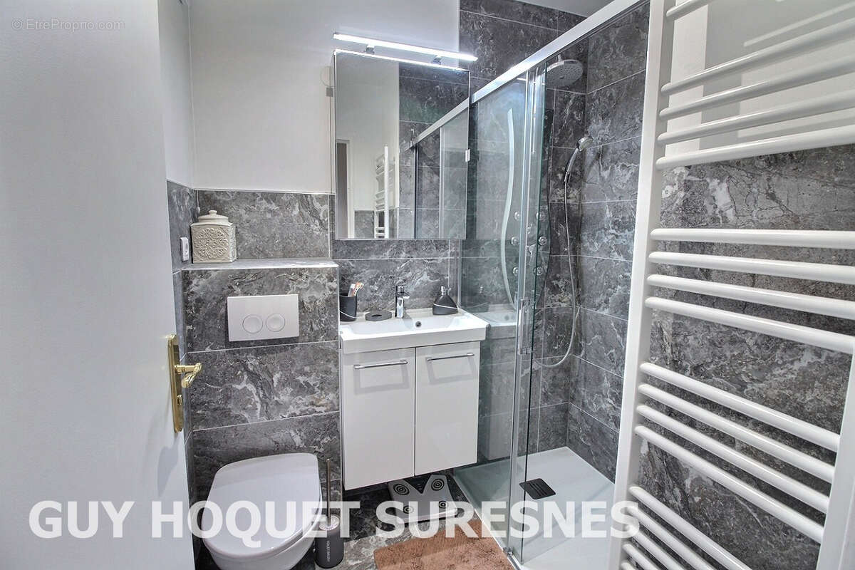 Appartement à SURESNES