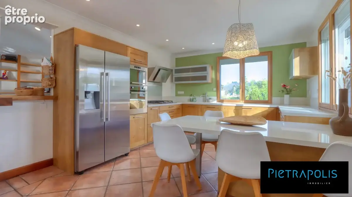 Maison 270 m² à Vienne  - photo 5
