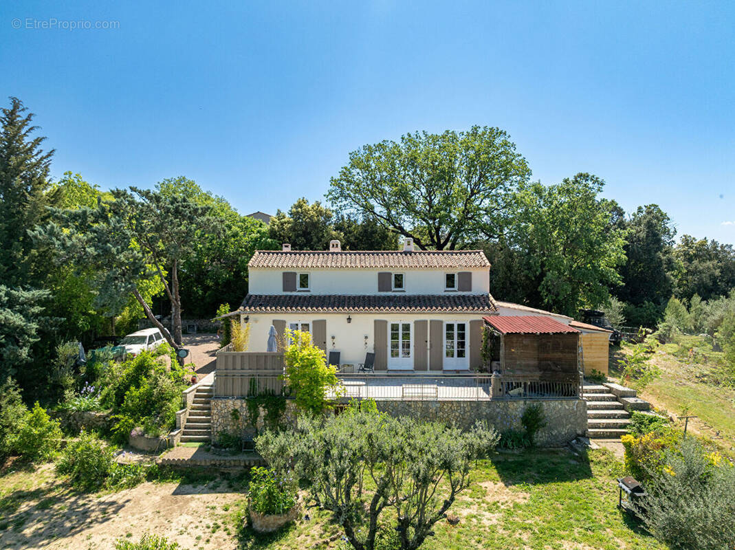 Maison à LORGUES