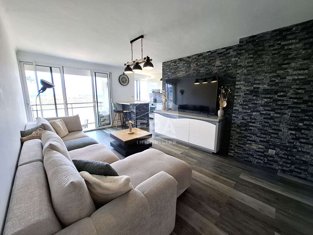 Appartement à MARSEILLE-9E