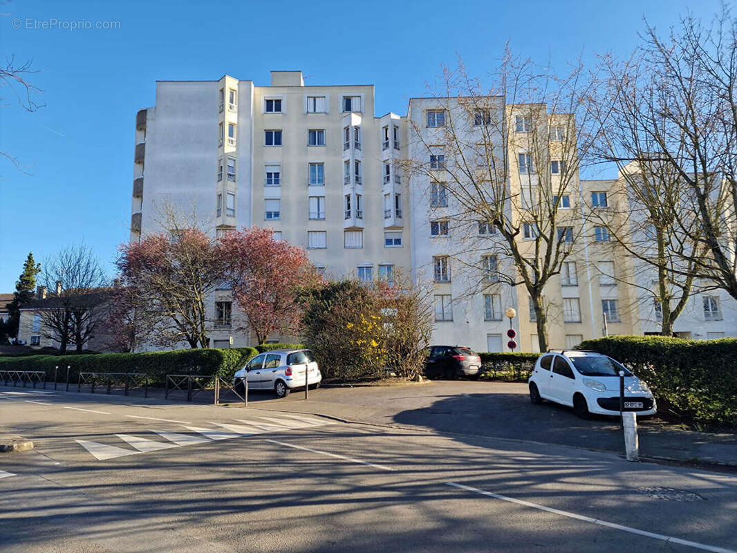 Appartement à DEUIL-LA-BARRE