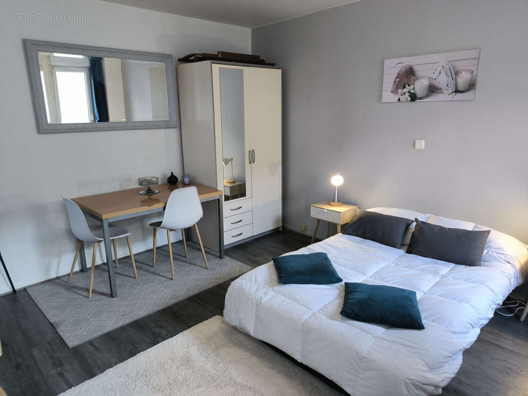 Appartement à MIGENNES