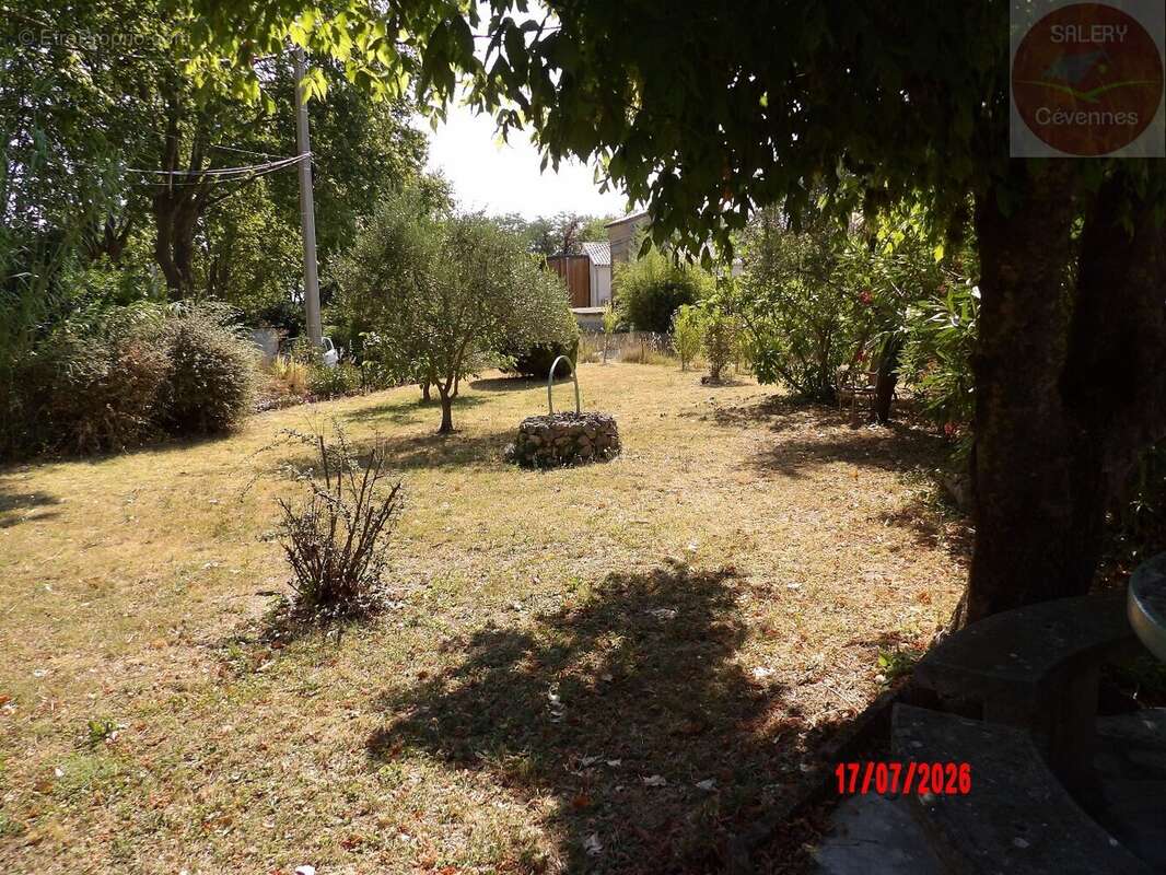 Belle villa de plaind- pied et son terrain de 1203m² - photo 3