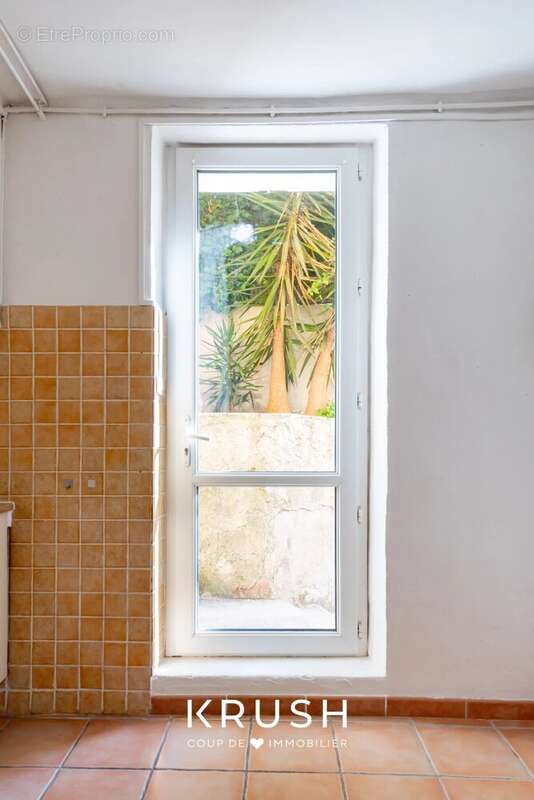 Appartement à MARSEILLE-7E