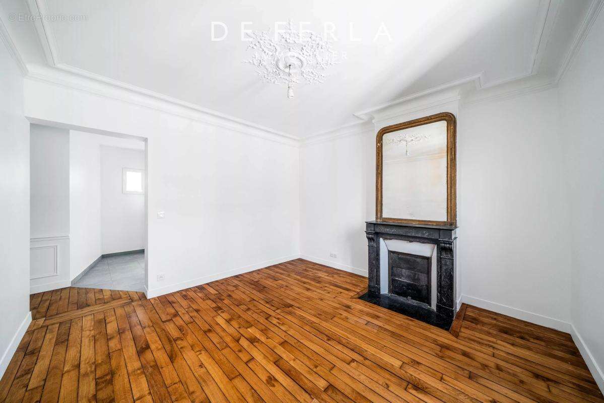Appartement à LEVALLOIS-PERRET