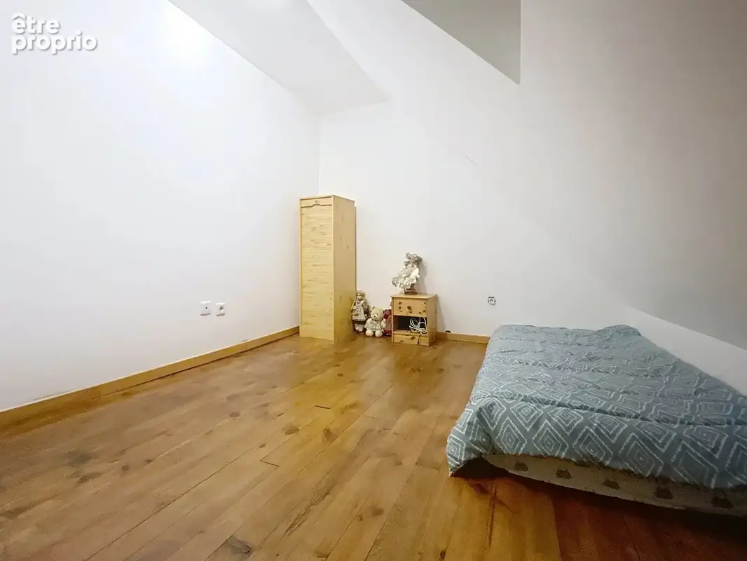 EXCLUSIVITÉ – Maison familiale 5 chambres avec jardin, véranda et garage - photo 11