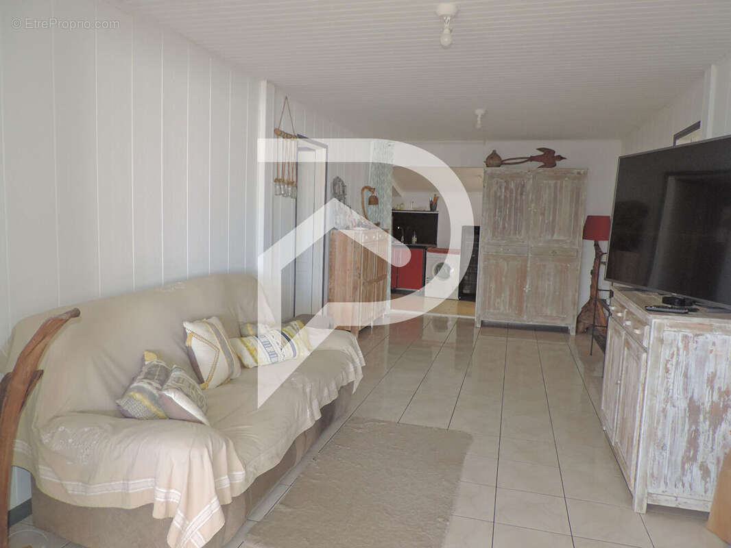 Maison à PETITE-ILE