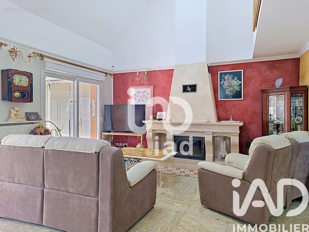 Maison 111 m² à Gretz-Armainvilliers  - photo 3