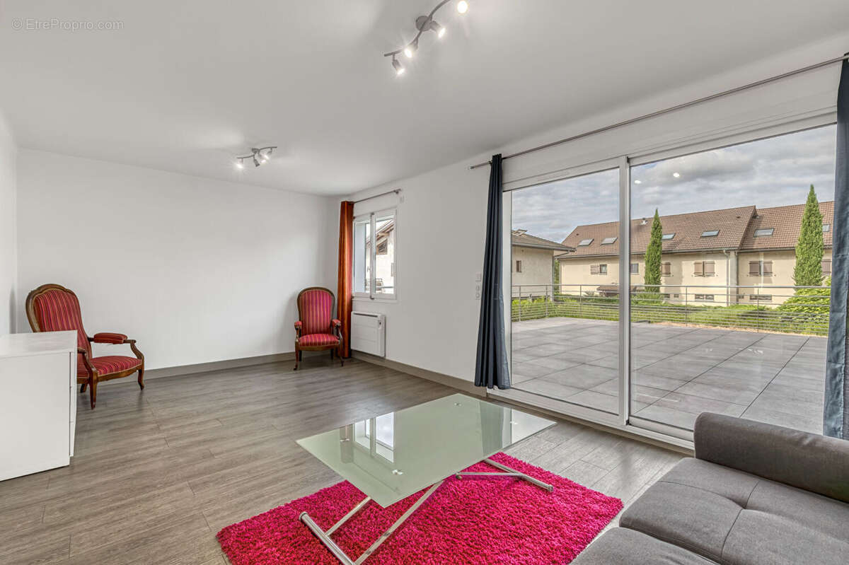 Appartement à ANNECY-LE-VIEUX