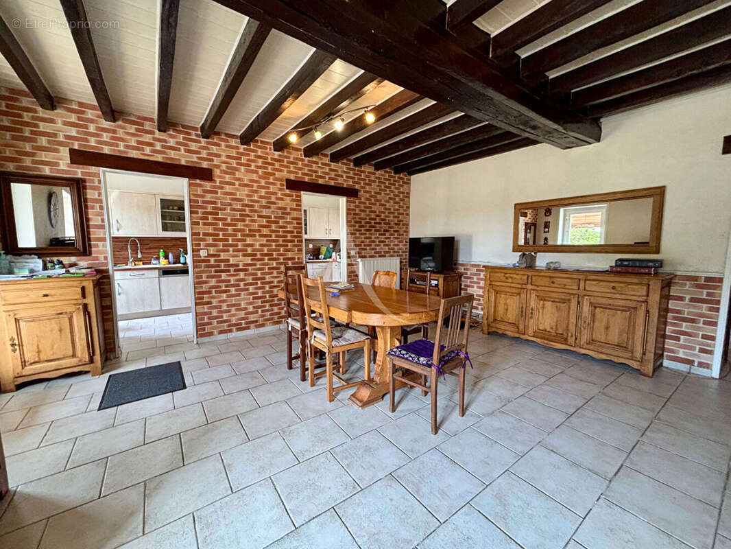 Maison à SASSAY