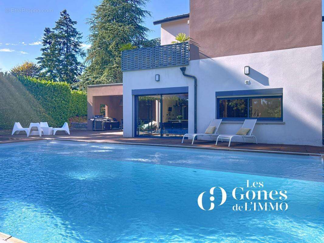 Maison à TASSIN-LA-DEMI-LUNE