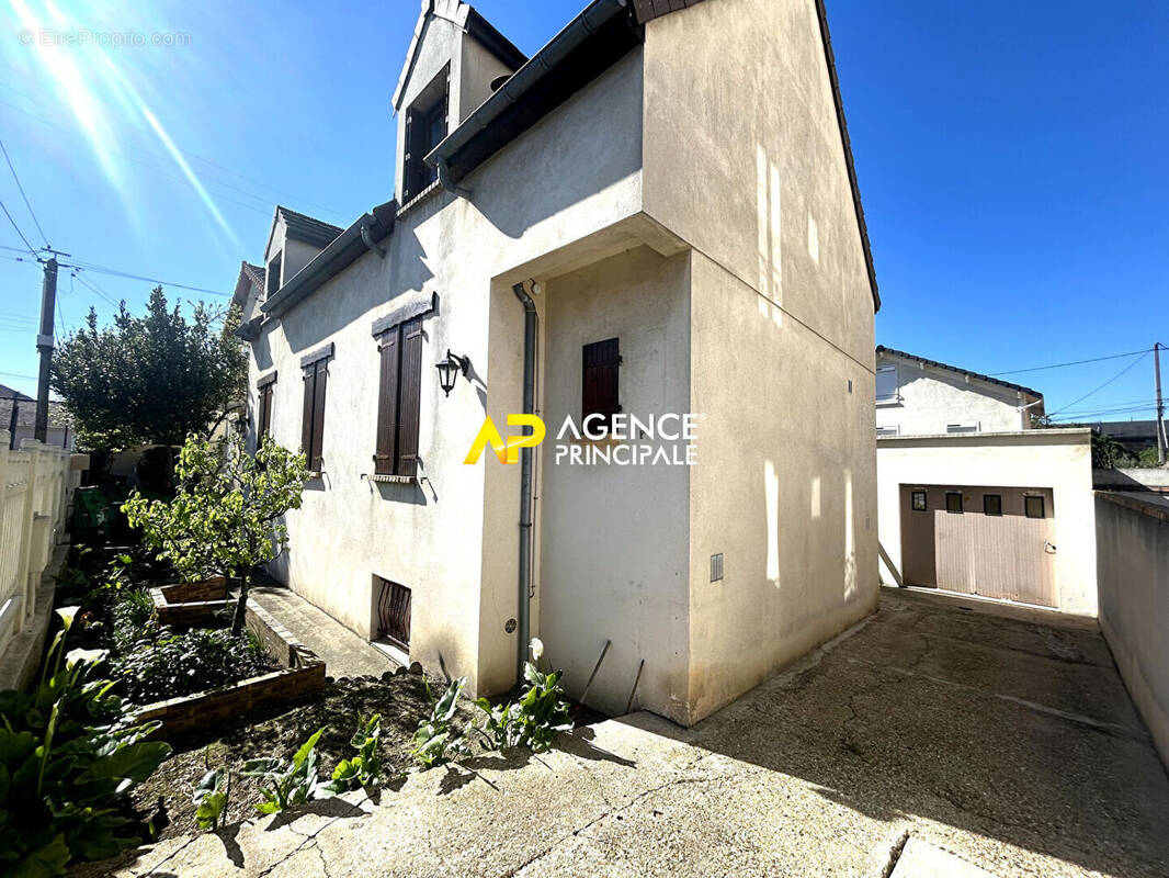 Maison à BEZONS